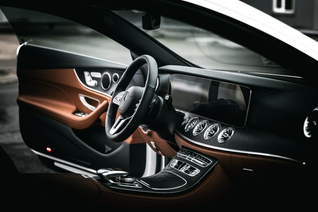 Intérieur d’une voiture haut de gamme